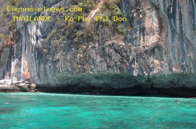 Ko Phi Phi Don, THAILAND Beach