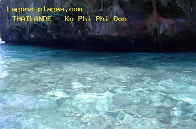 Ko Phi Phi Don, THAILAND Beach