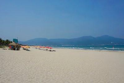 VIETNAM, MY KHE - DA NANG BEACH